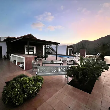 Alfalfa Villa Puerto del Rosario (Fuerteventura)
